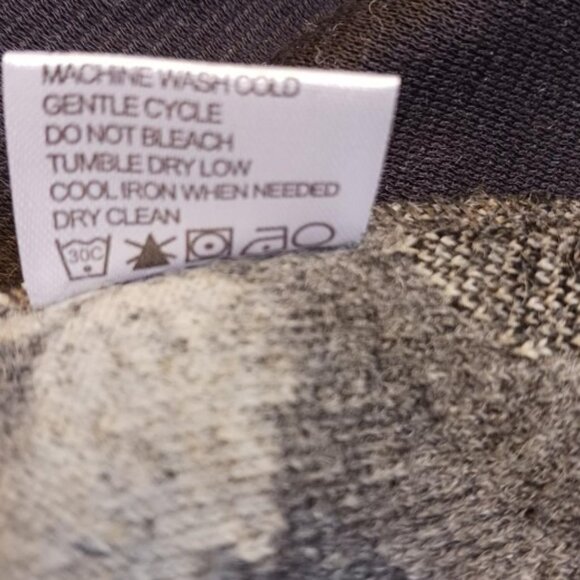 Vintage Y2K Preppy Trisha Tyler Floral Sherpa Style Button Up Cardigan S… - Picture 7 of 10